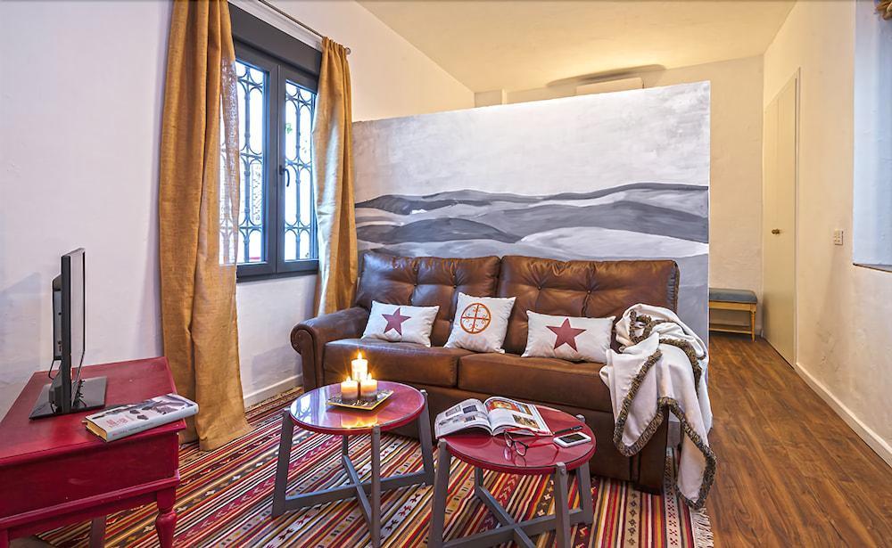 Selecta Apartments Los Venerables Sevilla Eksteriør billede