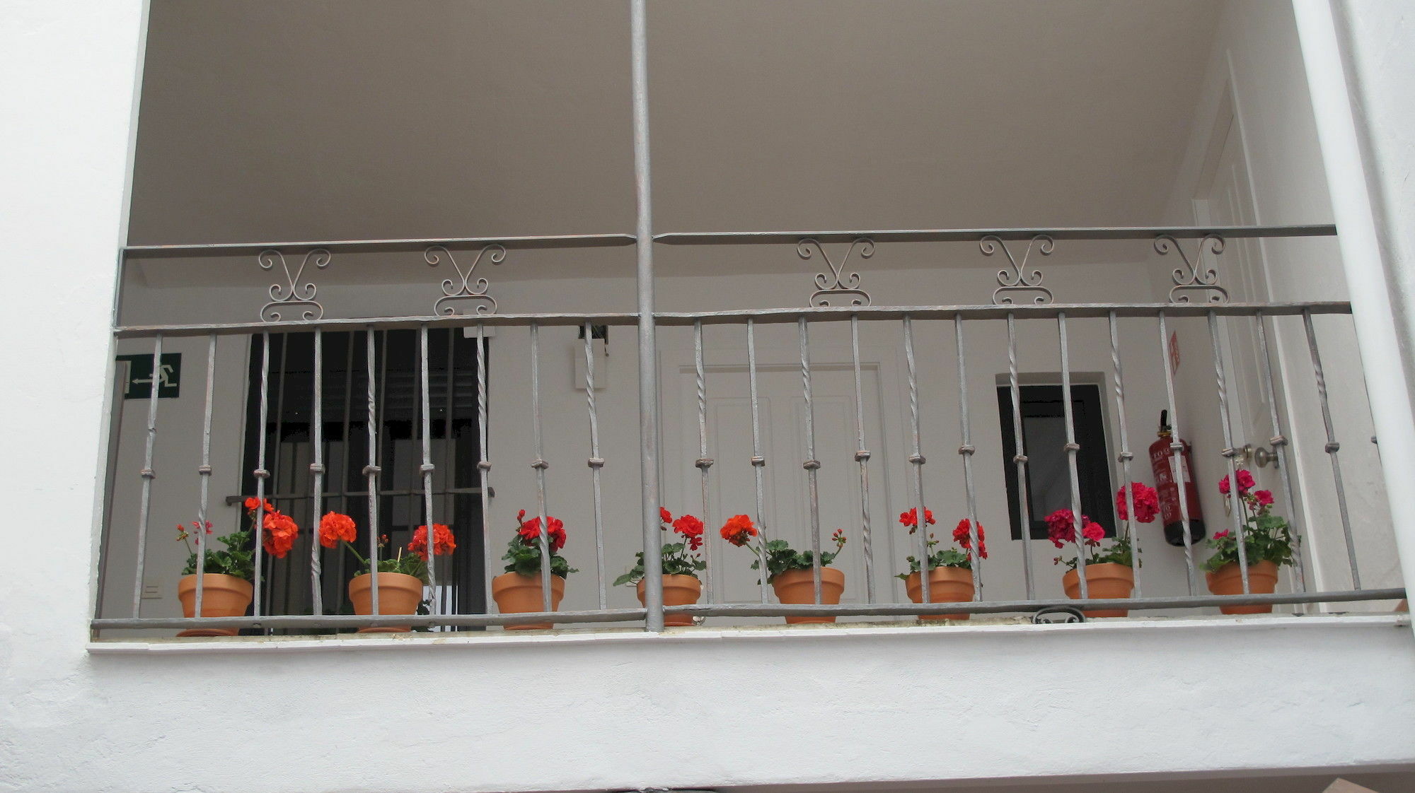 Selecta Apartments Los Venerables Sevilla Eksteriør billede
