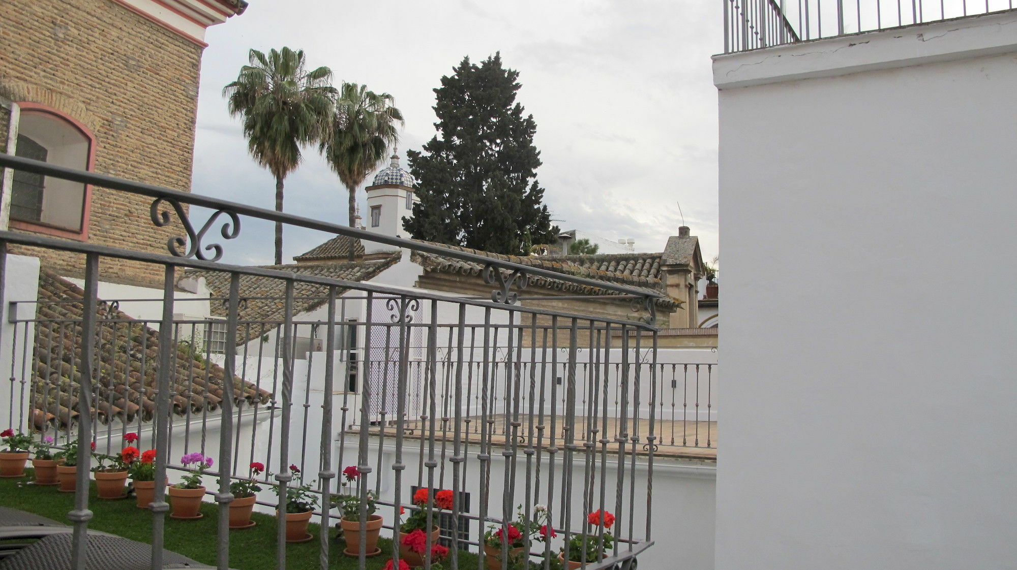 Selecta Apartments Los Venerables Sevilla Eksteriør billede