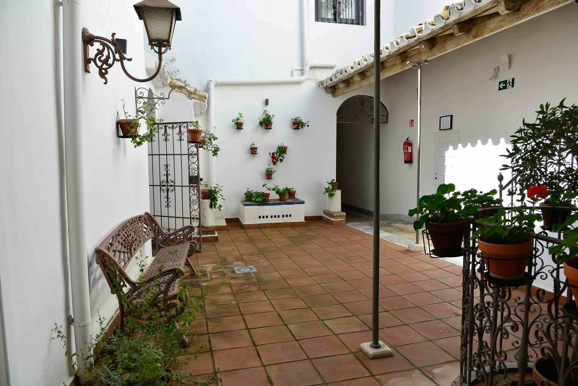 Selecta Apartments Los Venerables Sevilla Eksteriør billede